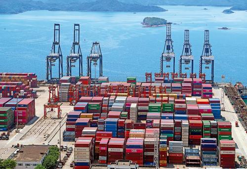 寧波港因疫情再次關(guān)掉、最近大面積跳港，停航狀況反反復(fù)復(fù)